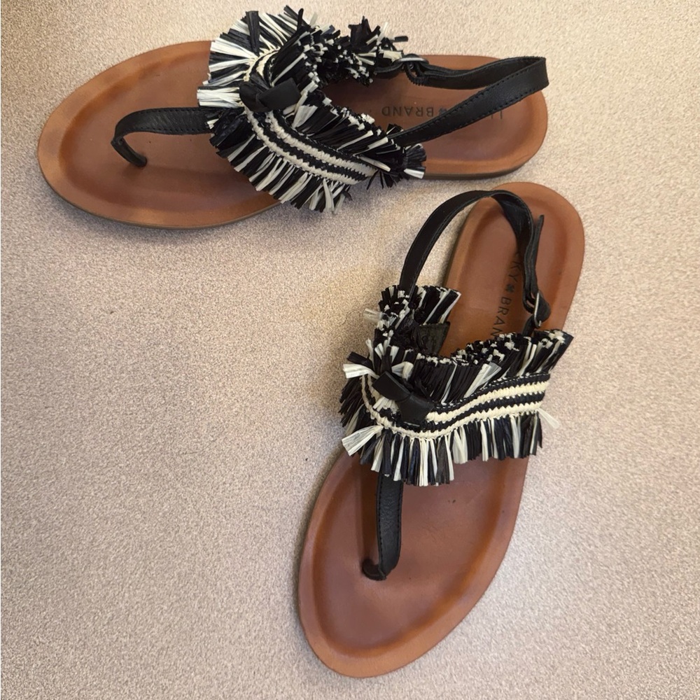 Lucky Brand Black White Fringe Thong Sandals Shoes Size 9